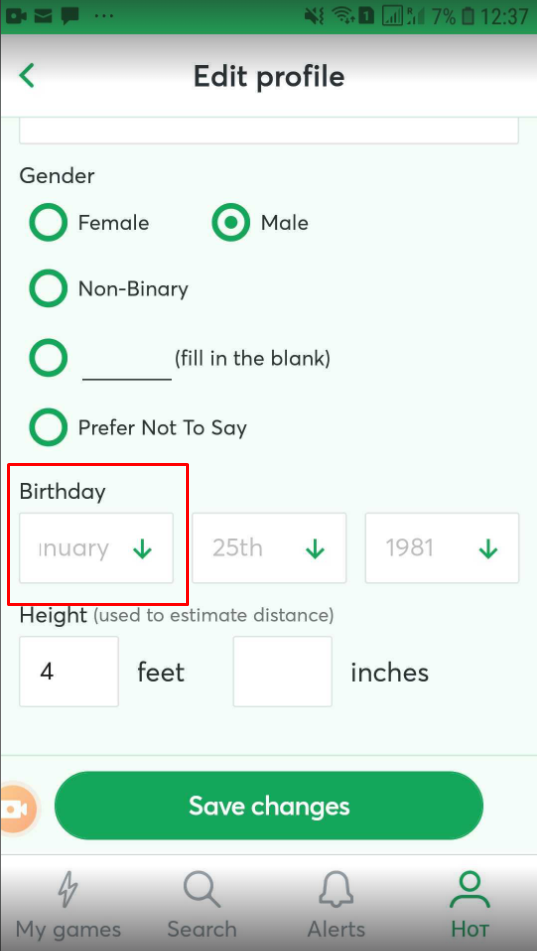 Modifier le profil – Anniversaire. Les noms de certains mois ne rentrent pas entièrement dans le champ sélecteur