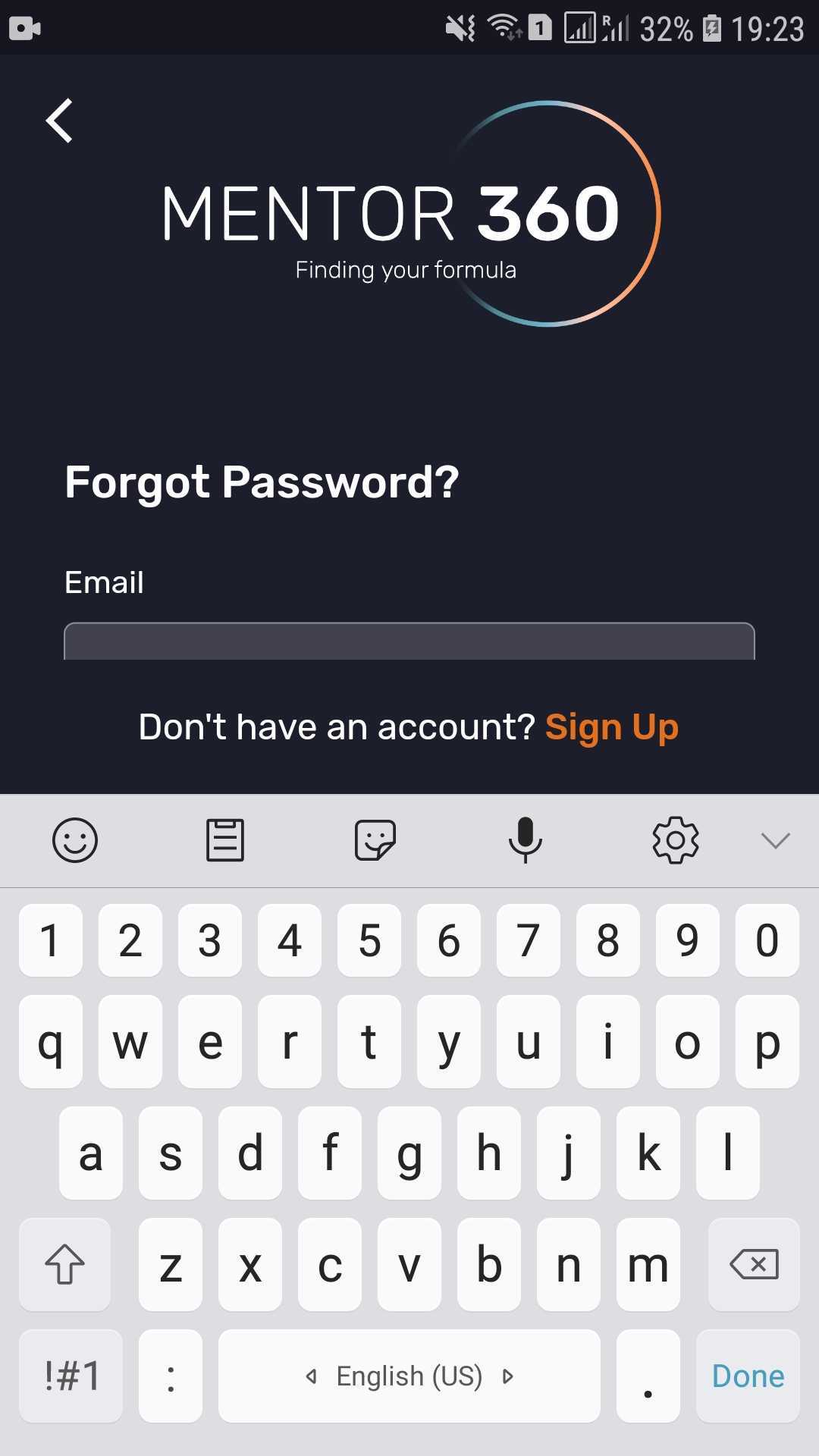Le clavier mobile chevauche le champ de saisie « Email » et le bouton « Reset Password »