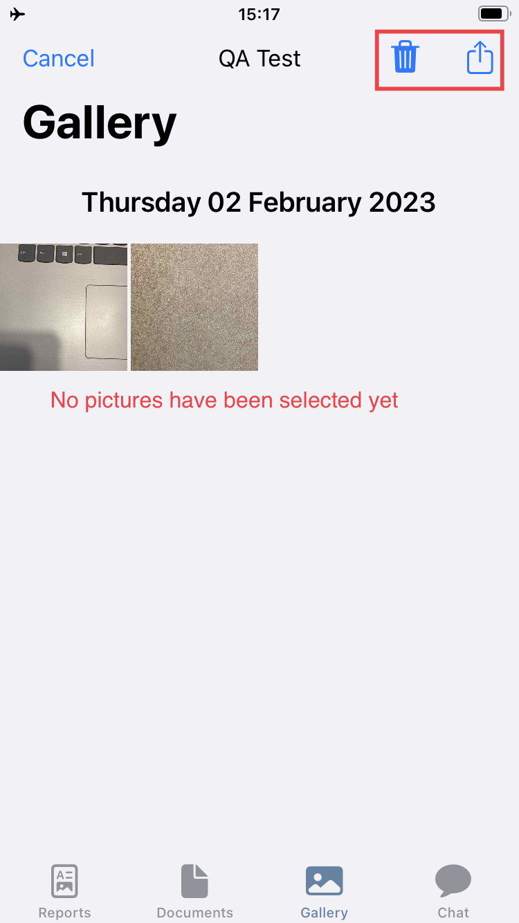 Les icônes « Supprimer » et « Partager » sont actives alors qu’aucune image n’est sélectionnée dans la page « Galerie »