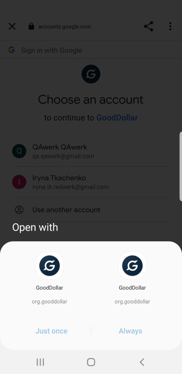 Lors du choix d’une application, celle-ci apparaît deux fois