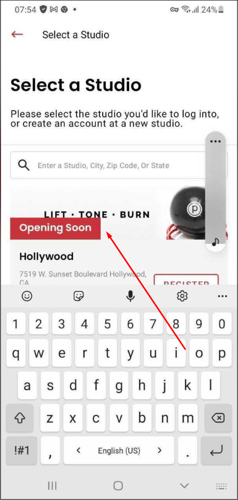 Le bouton « Ouverture Prochaine » sur l’écran de sélection du studio est légèrement superposé