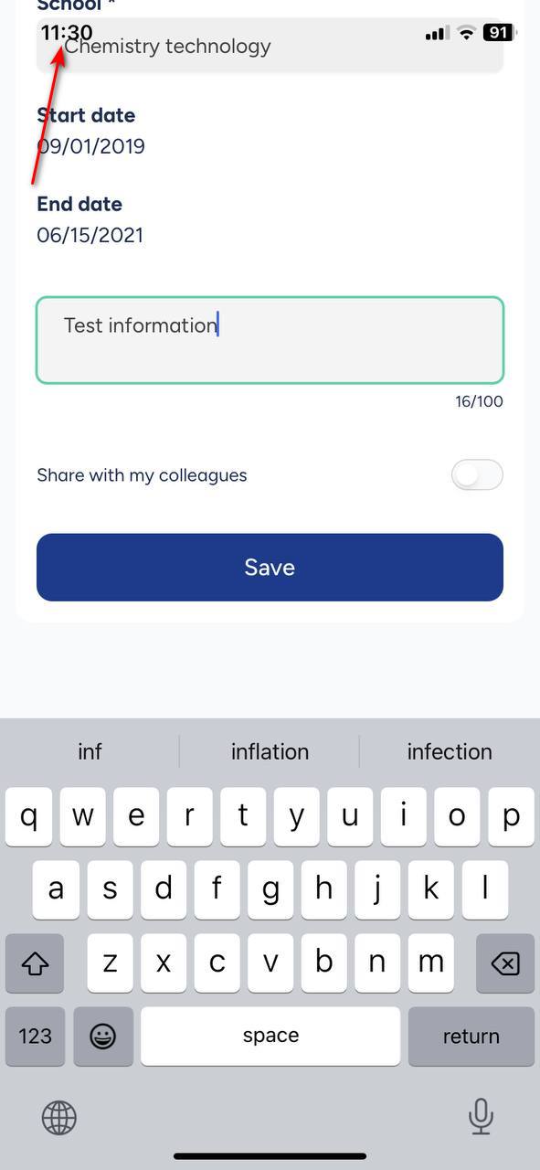 La barre d’état chevauche le contenu de la page