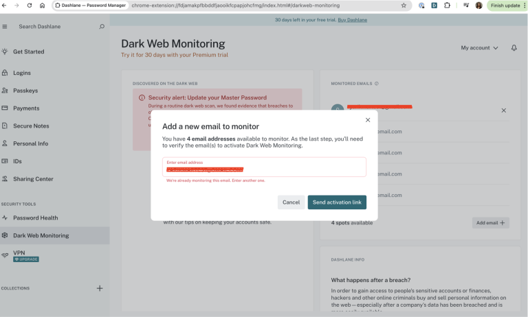 Dashlane détecte les e-mails compromis et fournit les recommandations appropriées. Les entrées en double sont évitées.