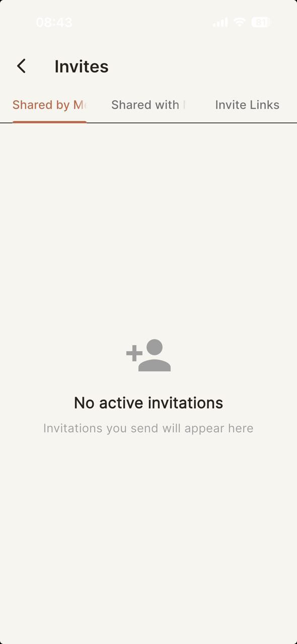 Les noms des onglets s'affichent de manière incomplète sur la page « Invitations »